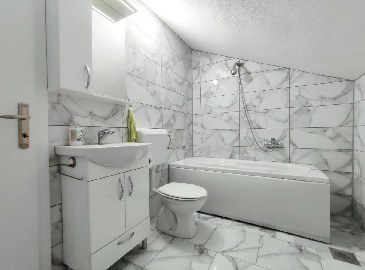 Apartman Sunce ไยเซ ภายนอก รูปภาพ